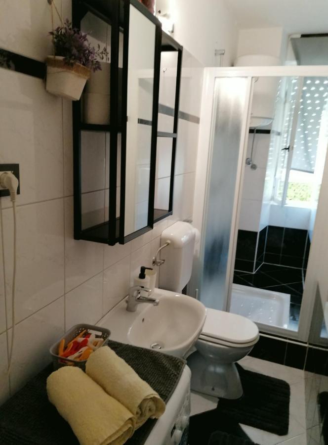 Apartment Nicol Пула Екстер'єр фото
