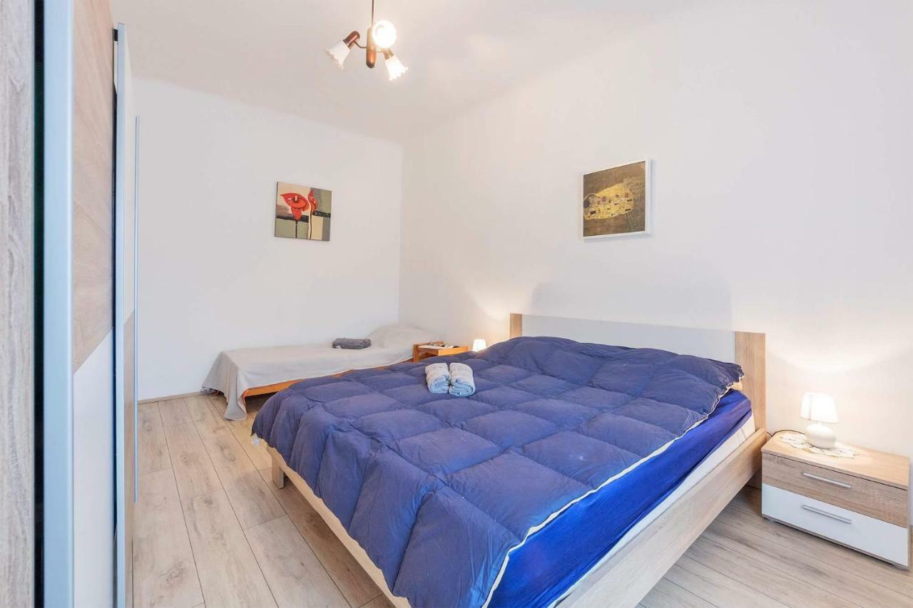 Apartment Nicol Пула Екстер'єр фото